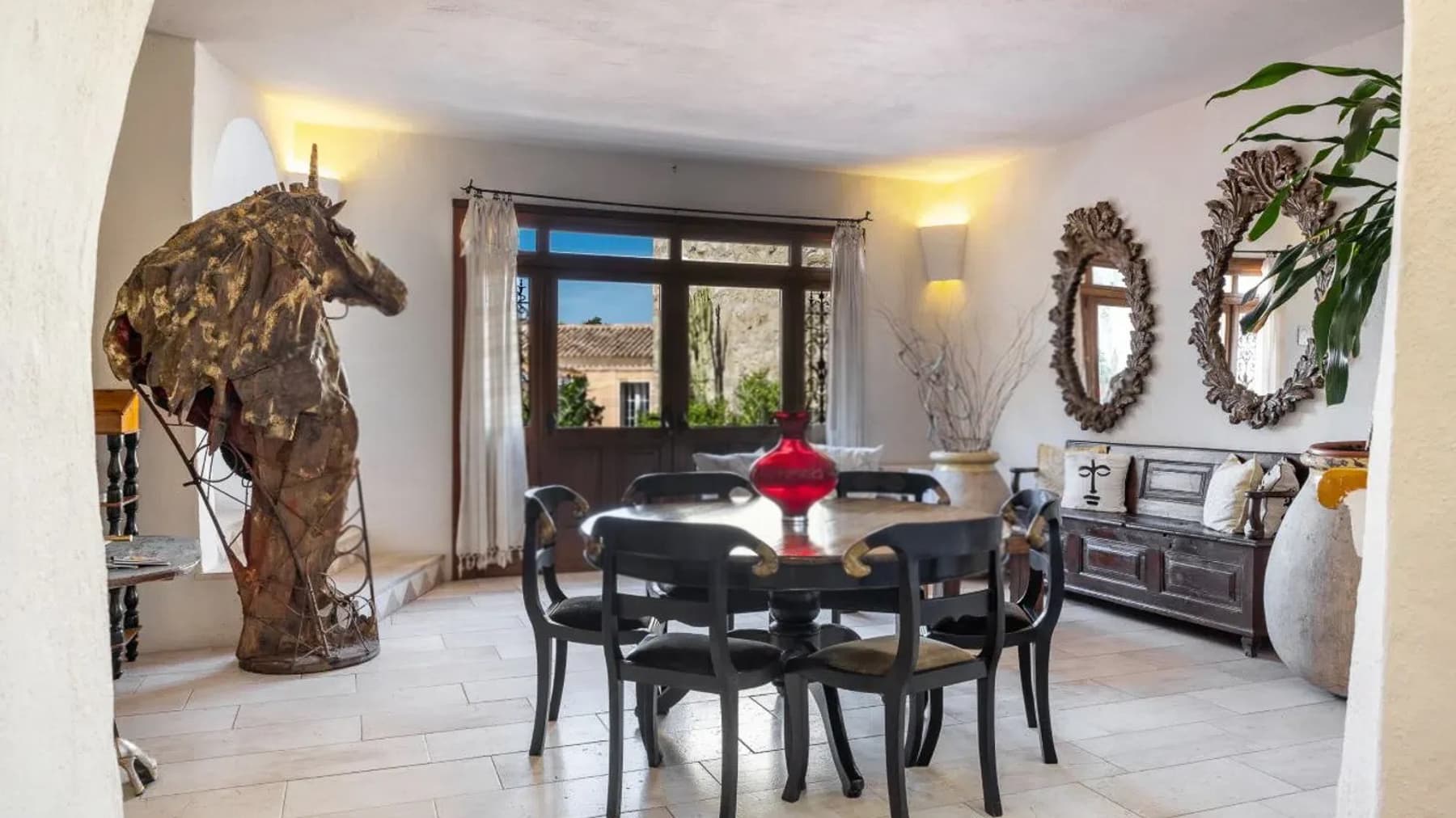 Appartamento storico nel cuore di San Pantaleo, Sardegna