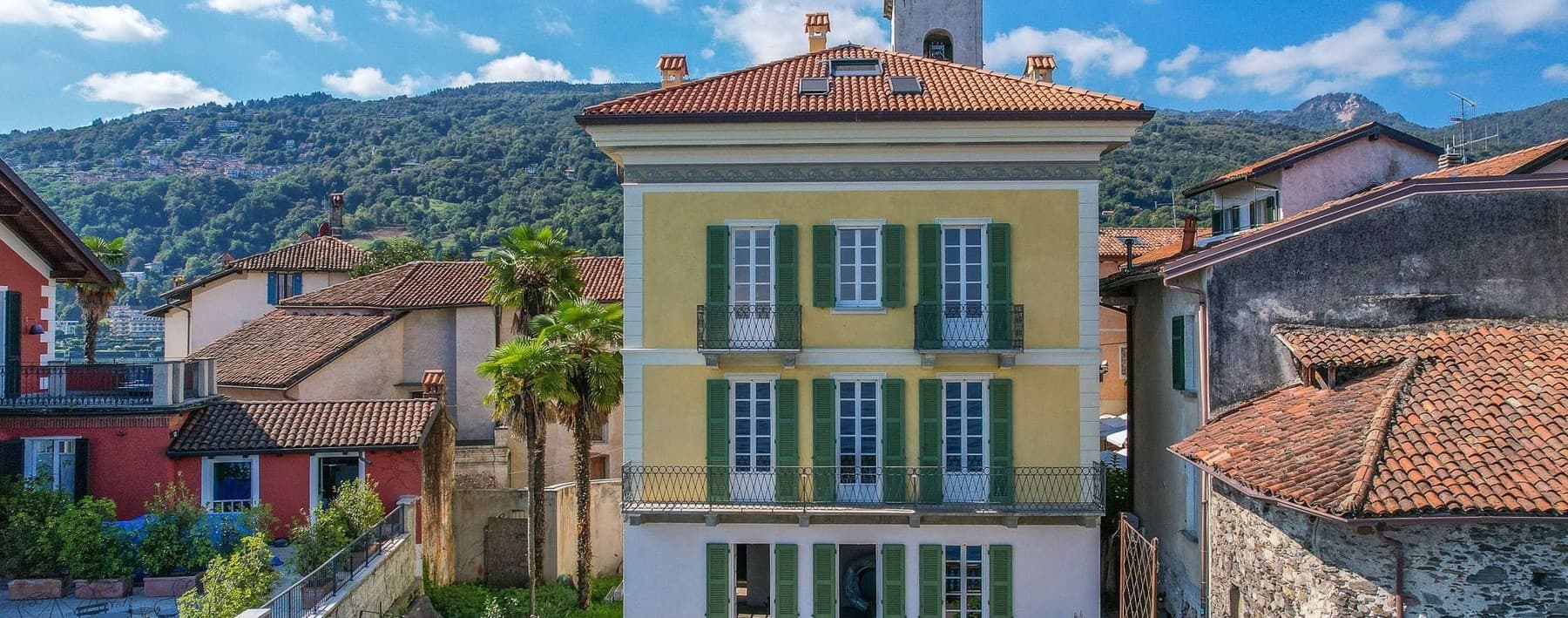 Palace on Isola dei Pescatori, Piedmont Charm