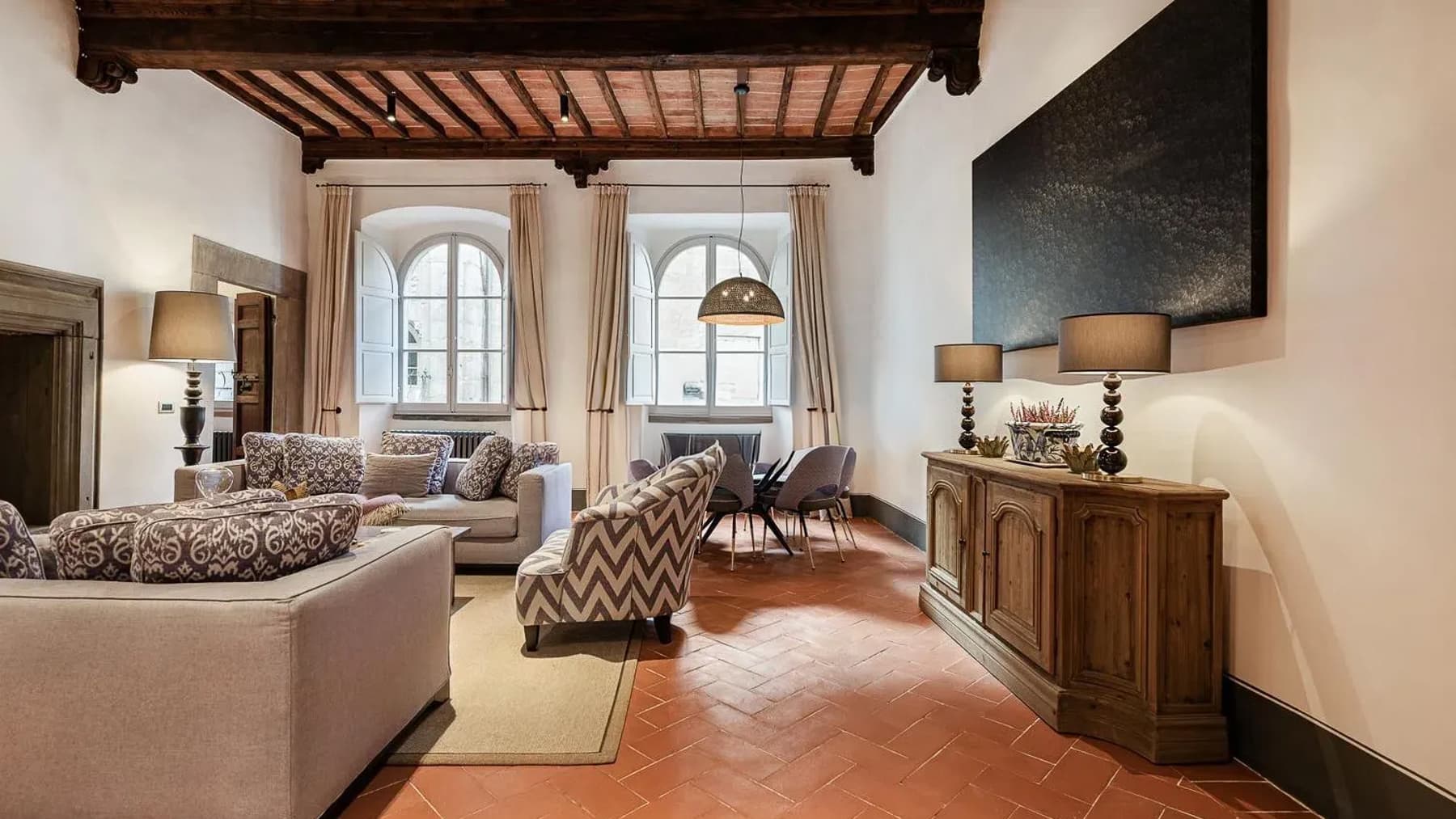 Appartamento di Prestigio nel Centro Storico di Cortona