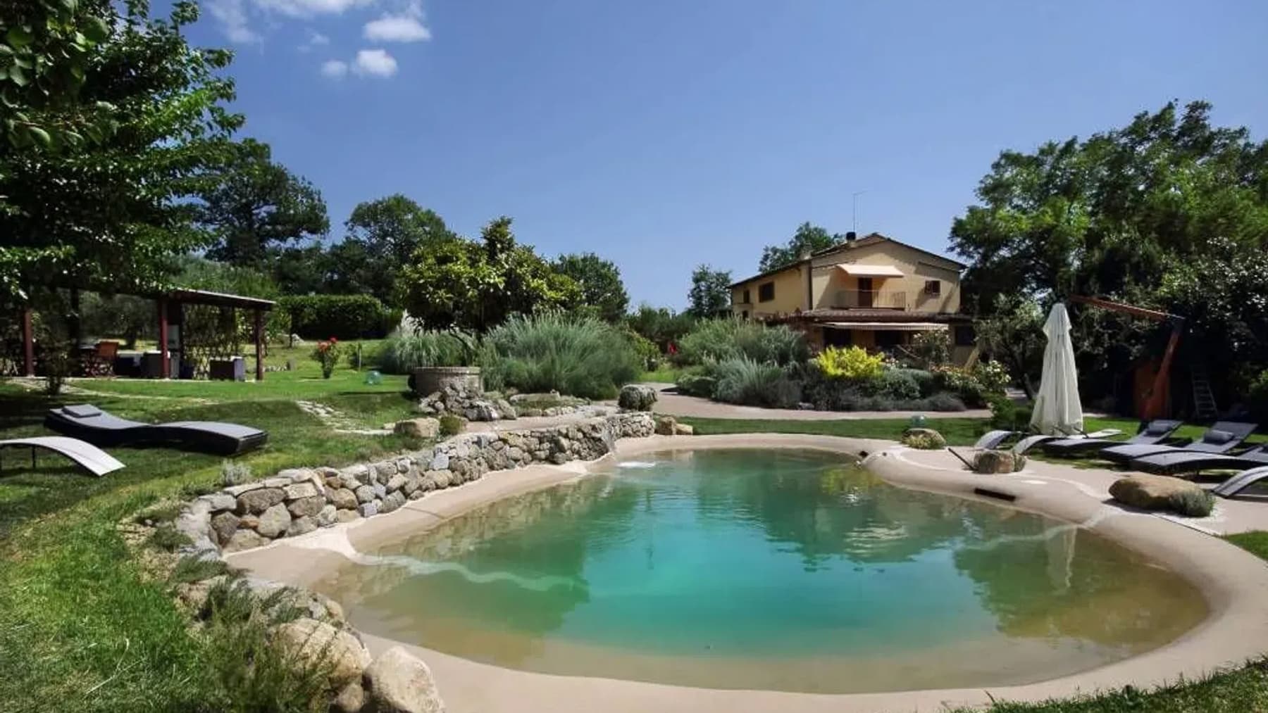 Villa con Piscina e Terreno a Marcialla, Toscana