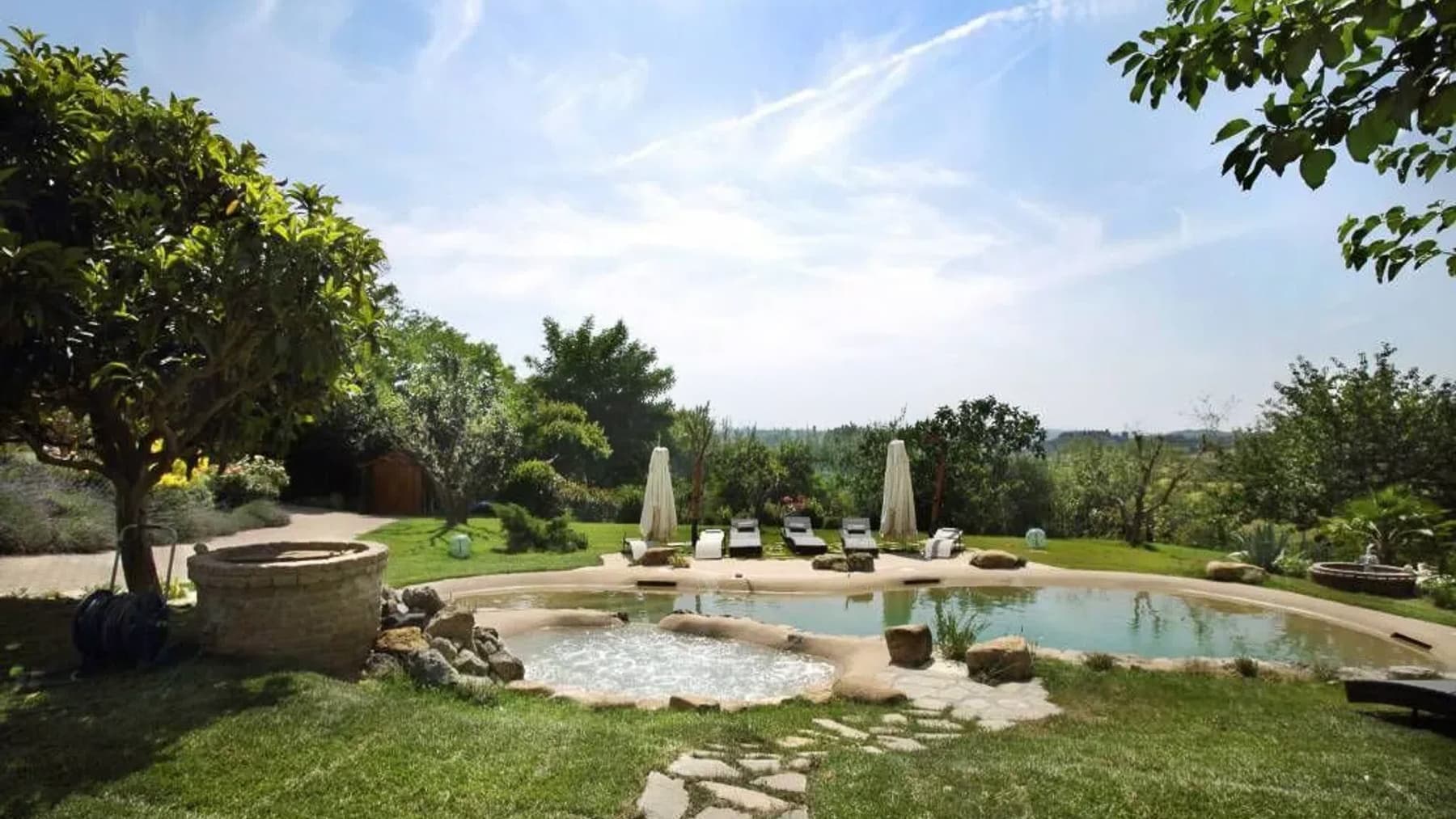 Villa con Piscina e Terreno a Marcialla, Toscana