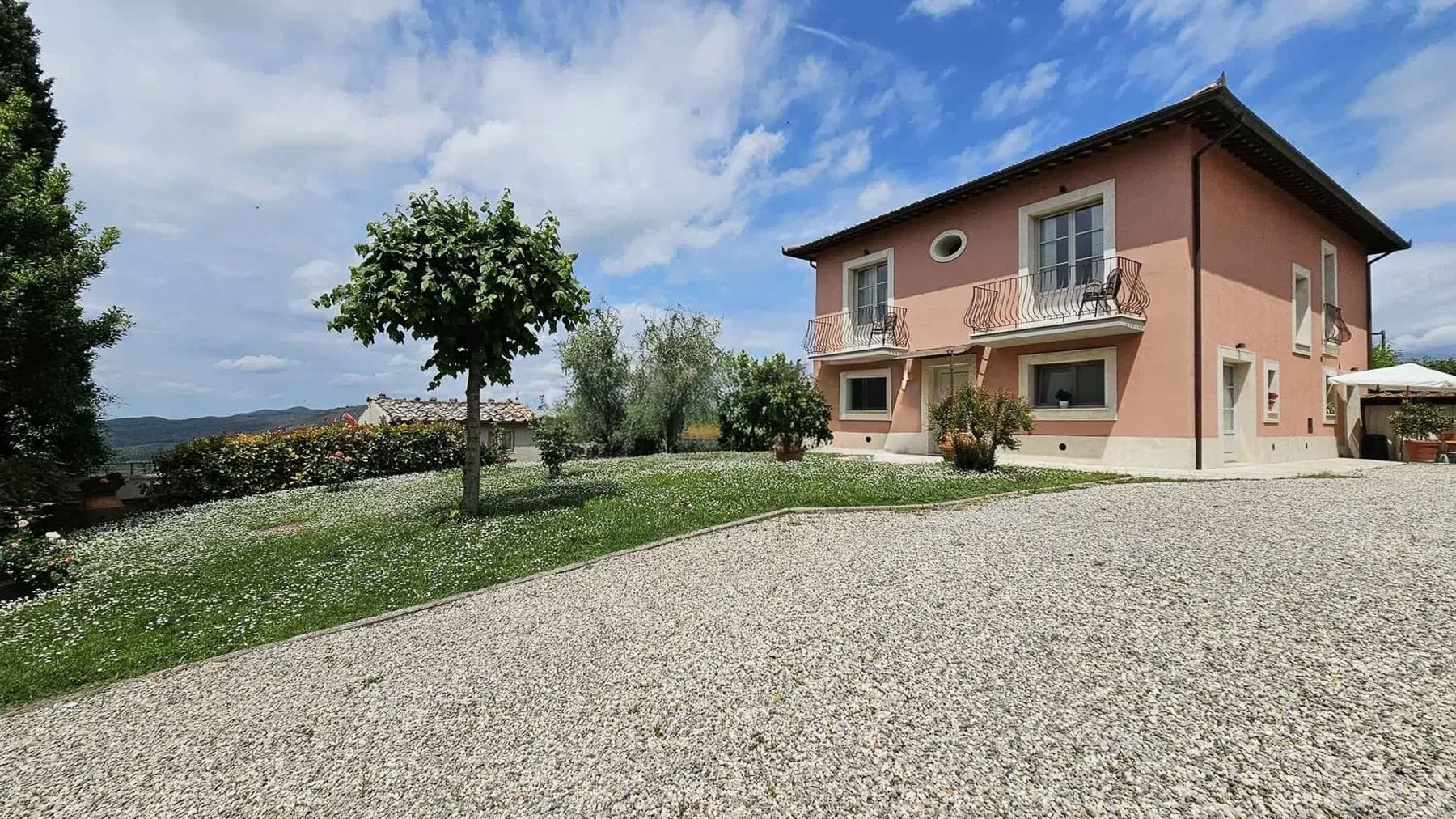 Villa esclusiva a Casole d'Elsa, cuore della Toscana