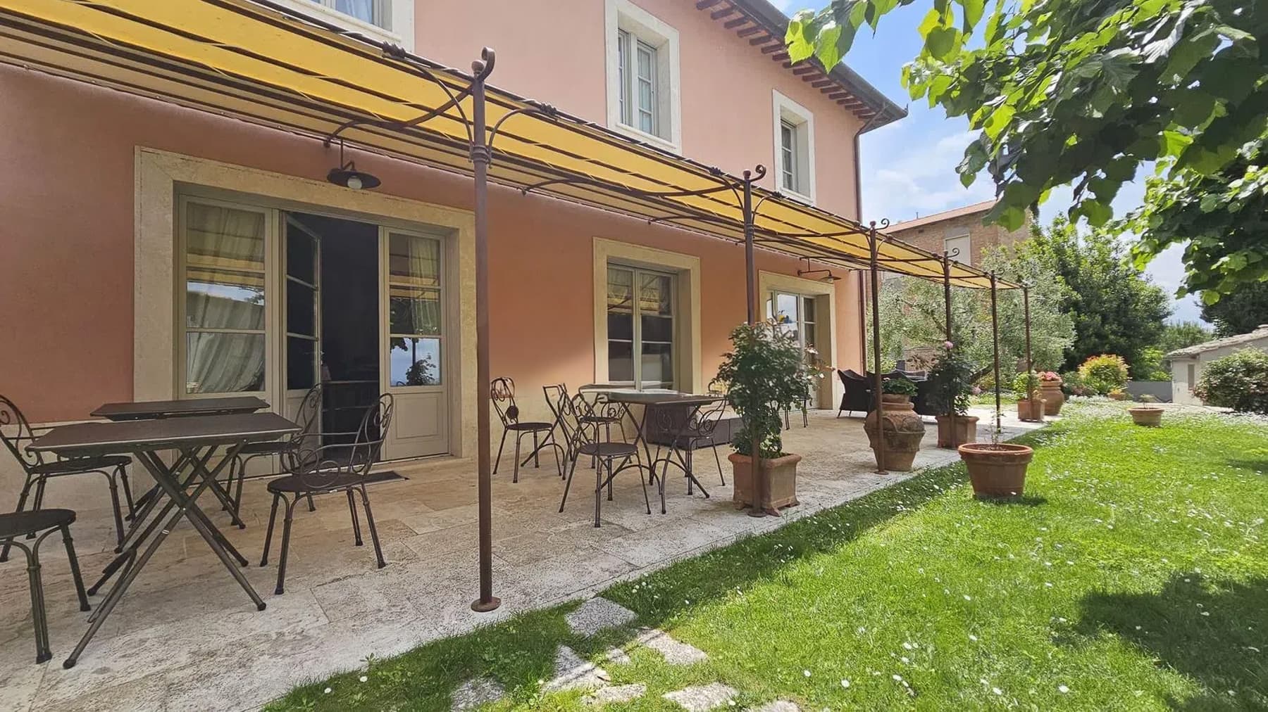 Villa esclusiva a Casole d'Elsa, cuore della Toscana