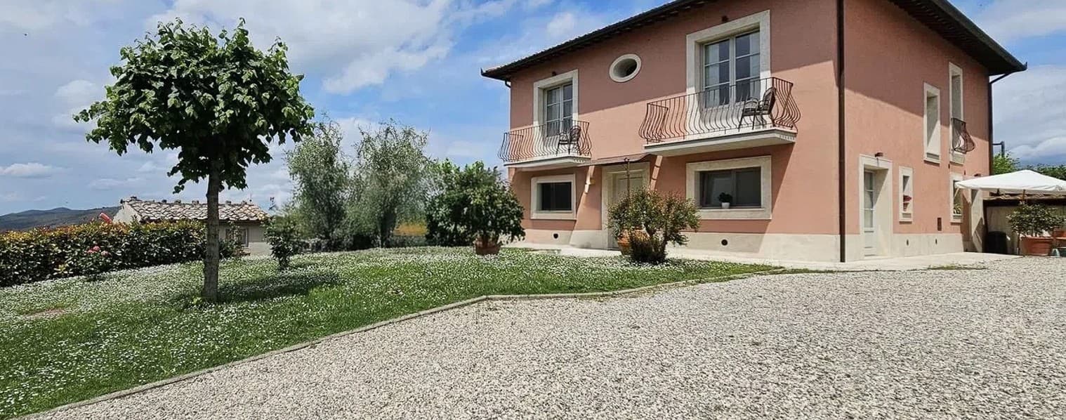 Villa esclusiva a Casole d'Elsa, cuore della Toscana