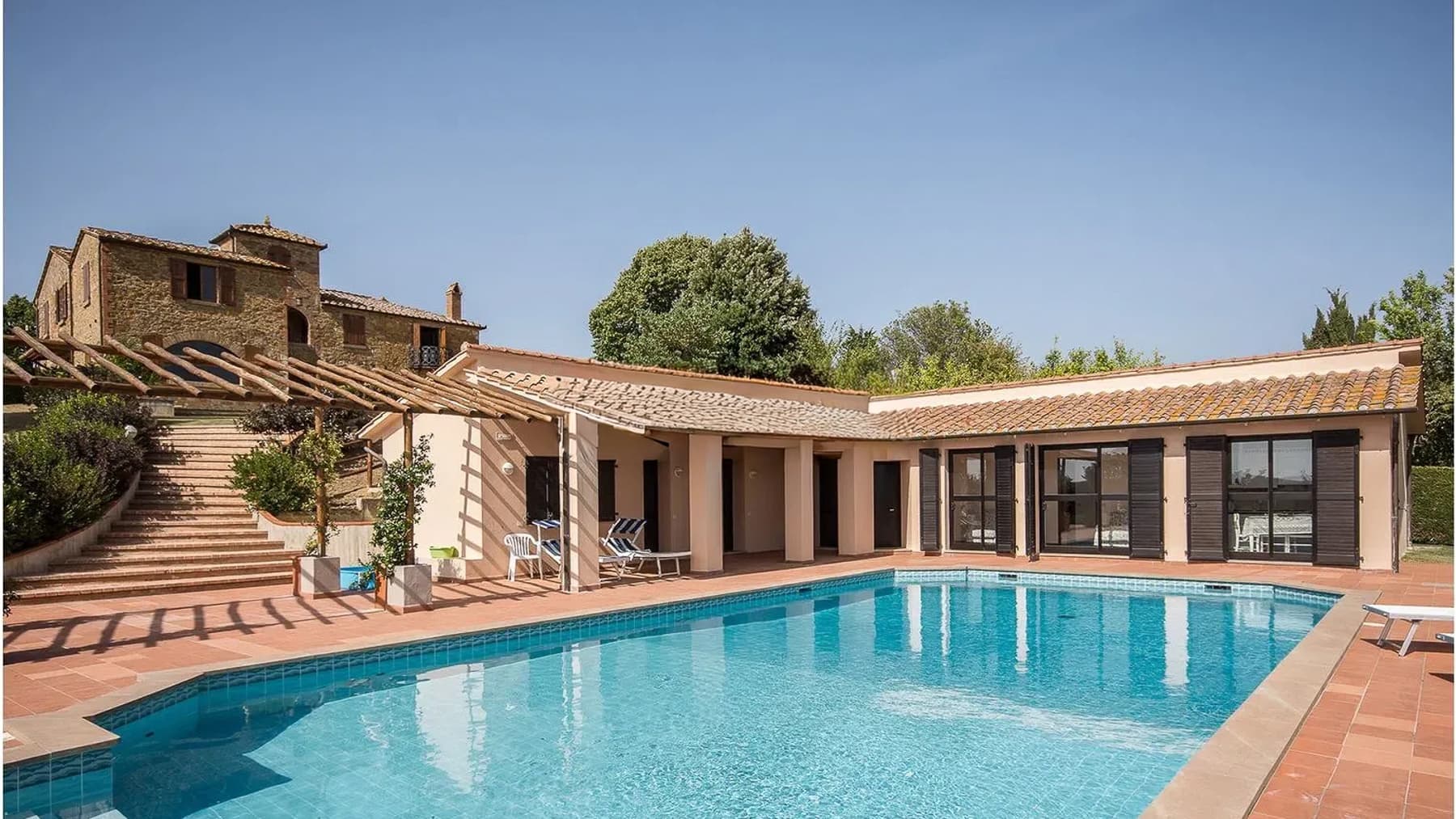 Casale elegante con piscina a Montepulciano, Toscana