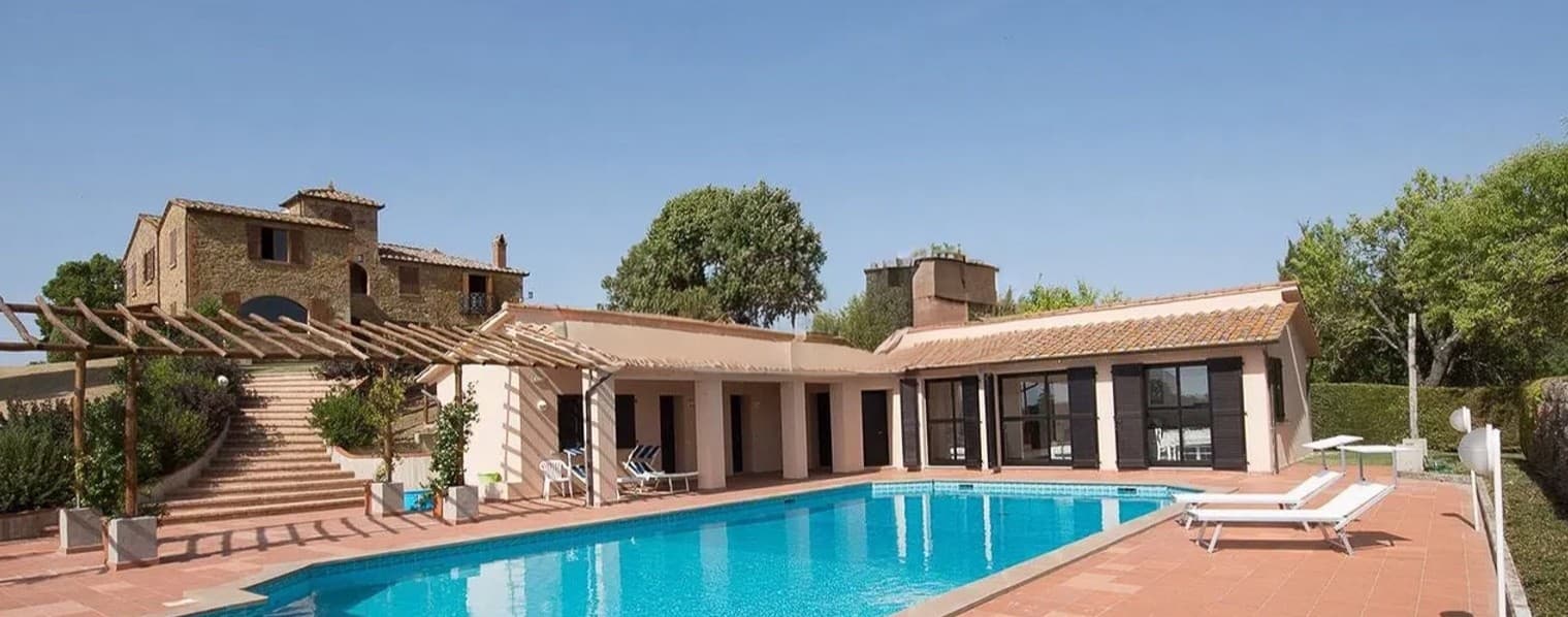 Casale elegante con piscina a Montepulciano, Toscana