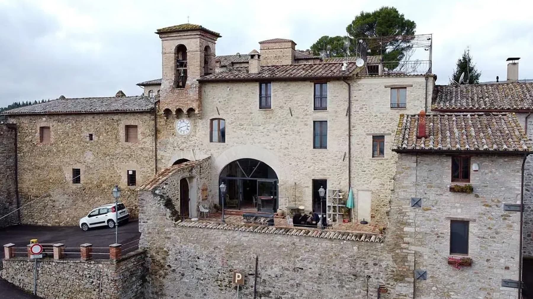 Casale esclusivo in Umbria, San Biagio della Valle