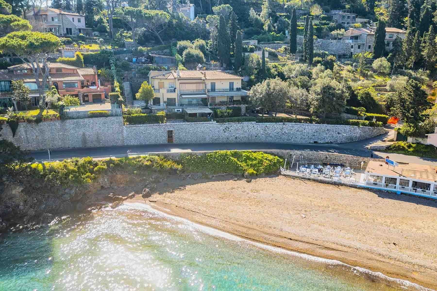 Villa bifamiliare a 30m dal mare, Argentario, Toscana