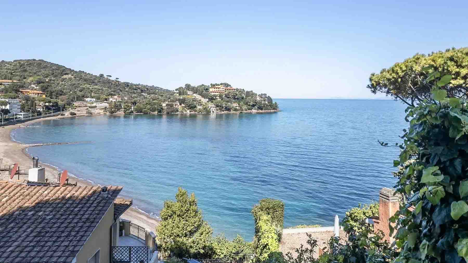 Villa bifamiliare a 30m dal mare, Argentario, Toscana