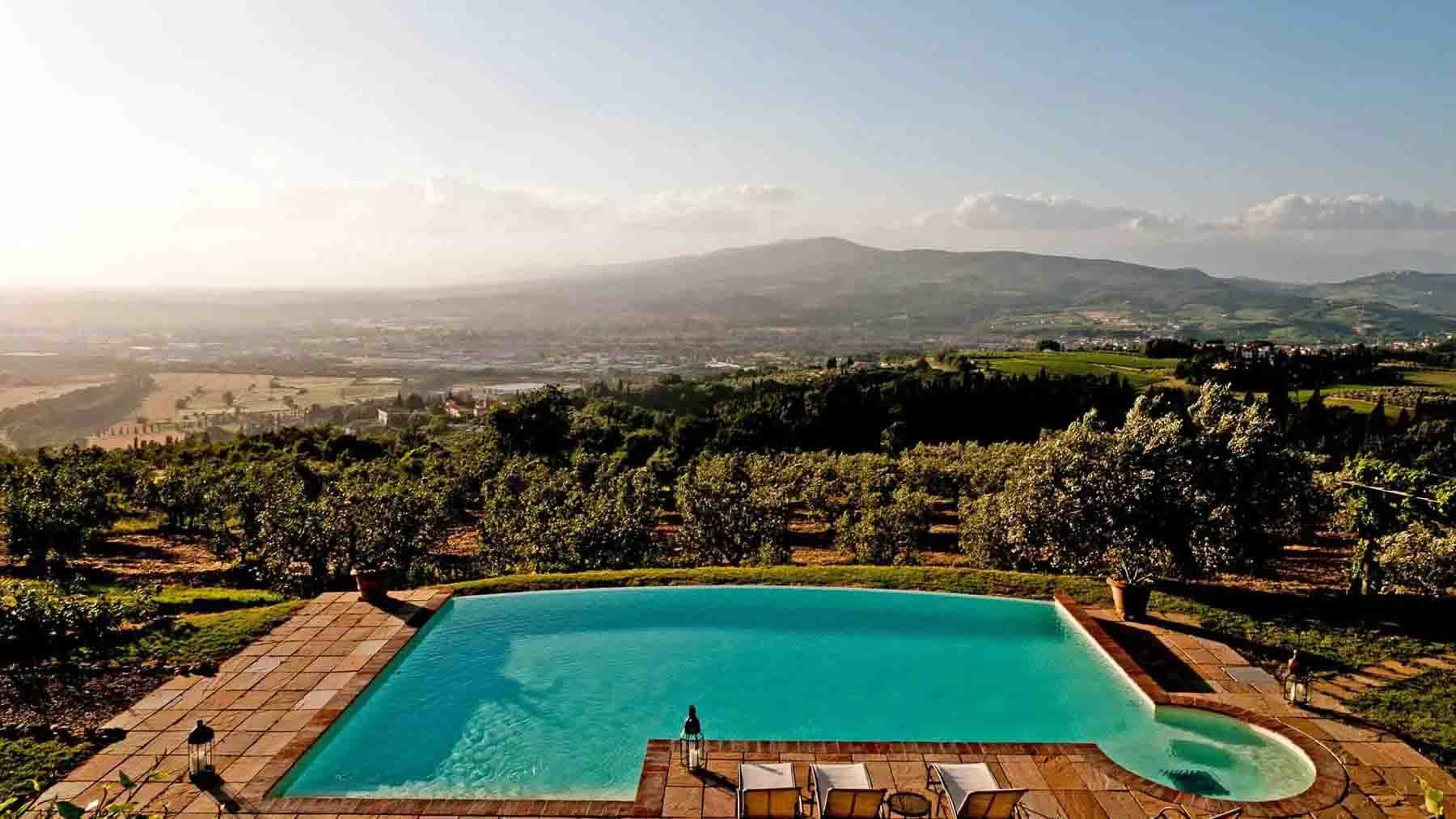 Casale con Piscine e Oliveta a Montelupo Fiorentino, Toscana
