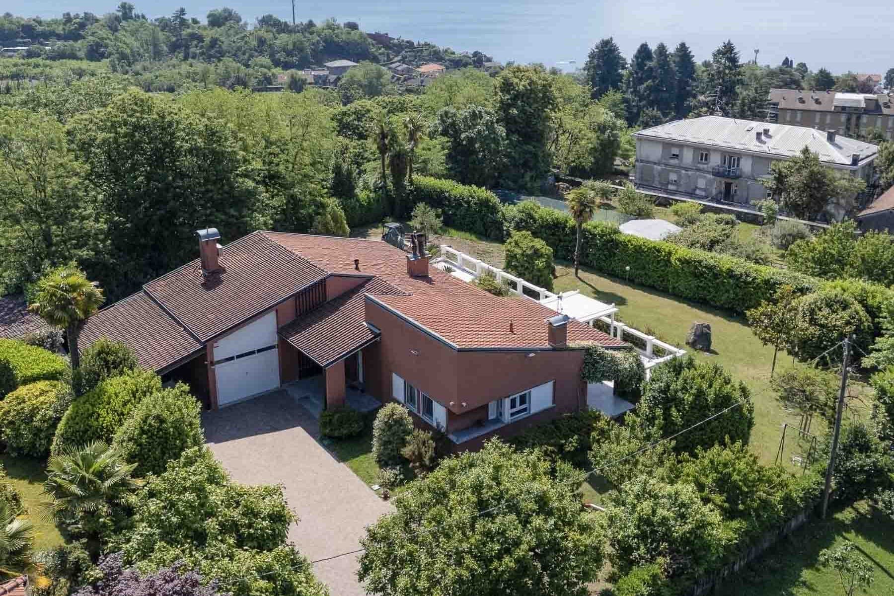 Villa raffinata con vista sul Lago Maggiore ad Arizzano