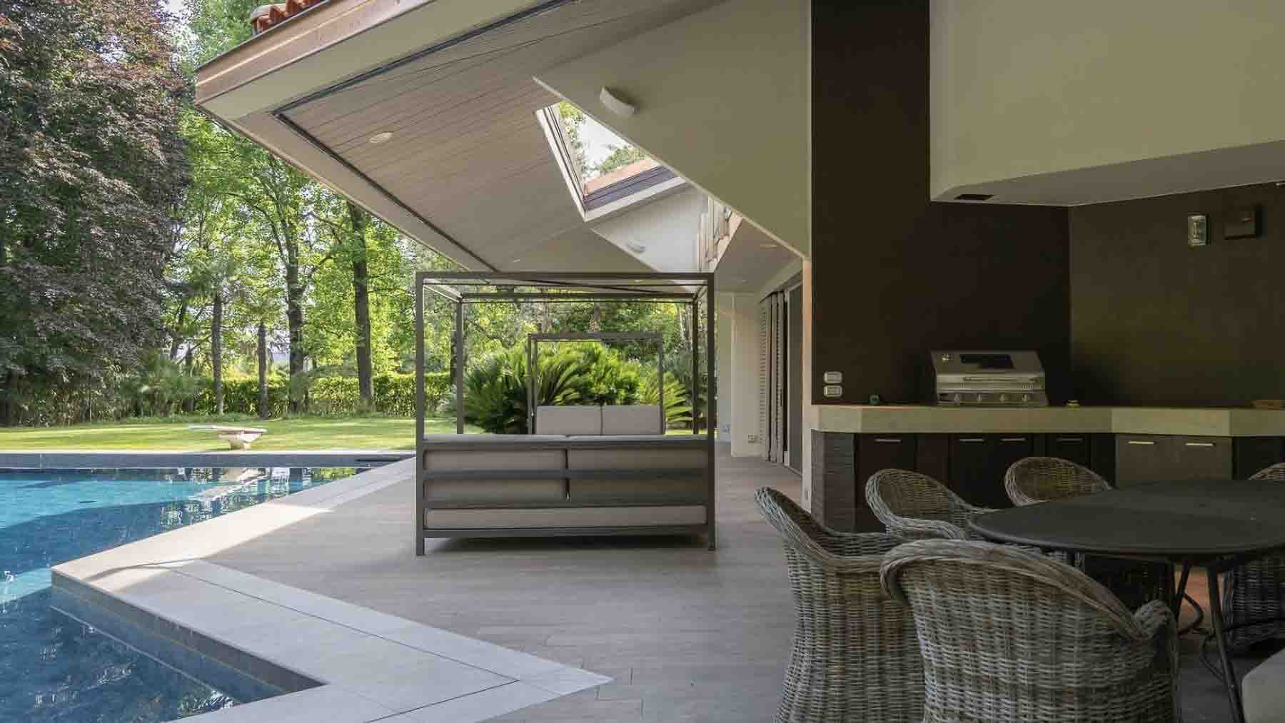 Villa moderna a Lesa sul Lago Maggiore