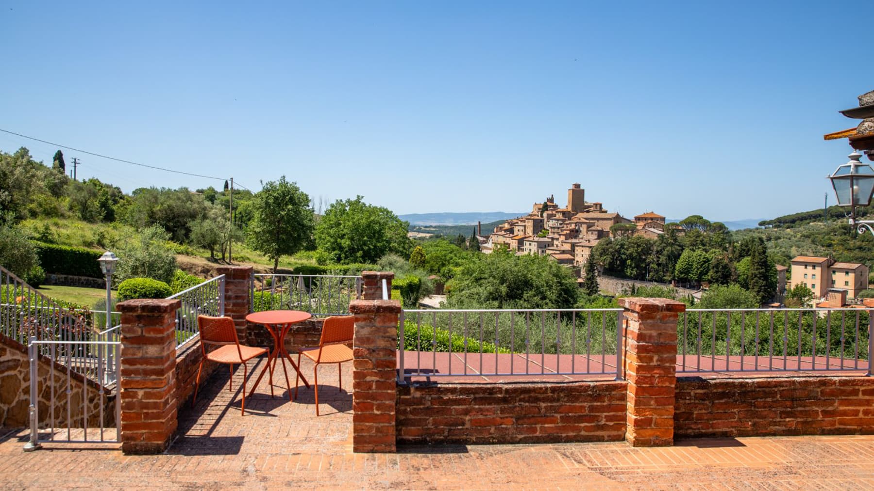 Casale con piscina e giardino a Trequanda, Toscana