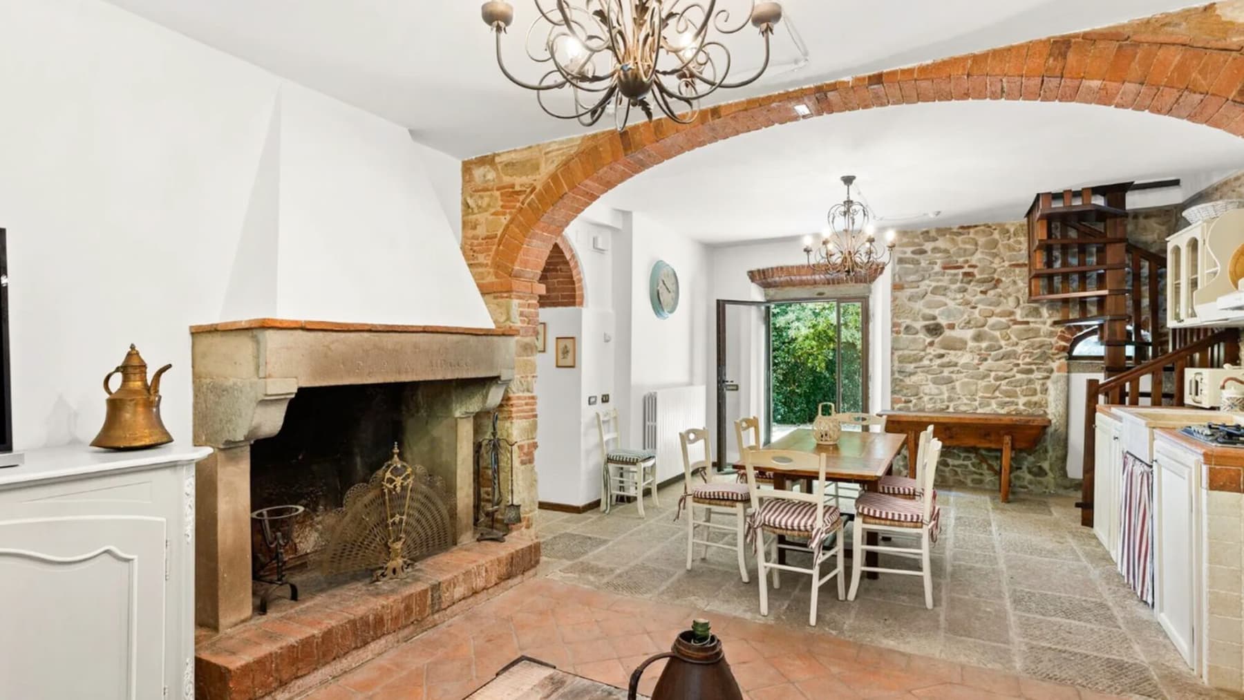 Rustic Country House in Laterina, Tuscany