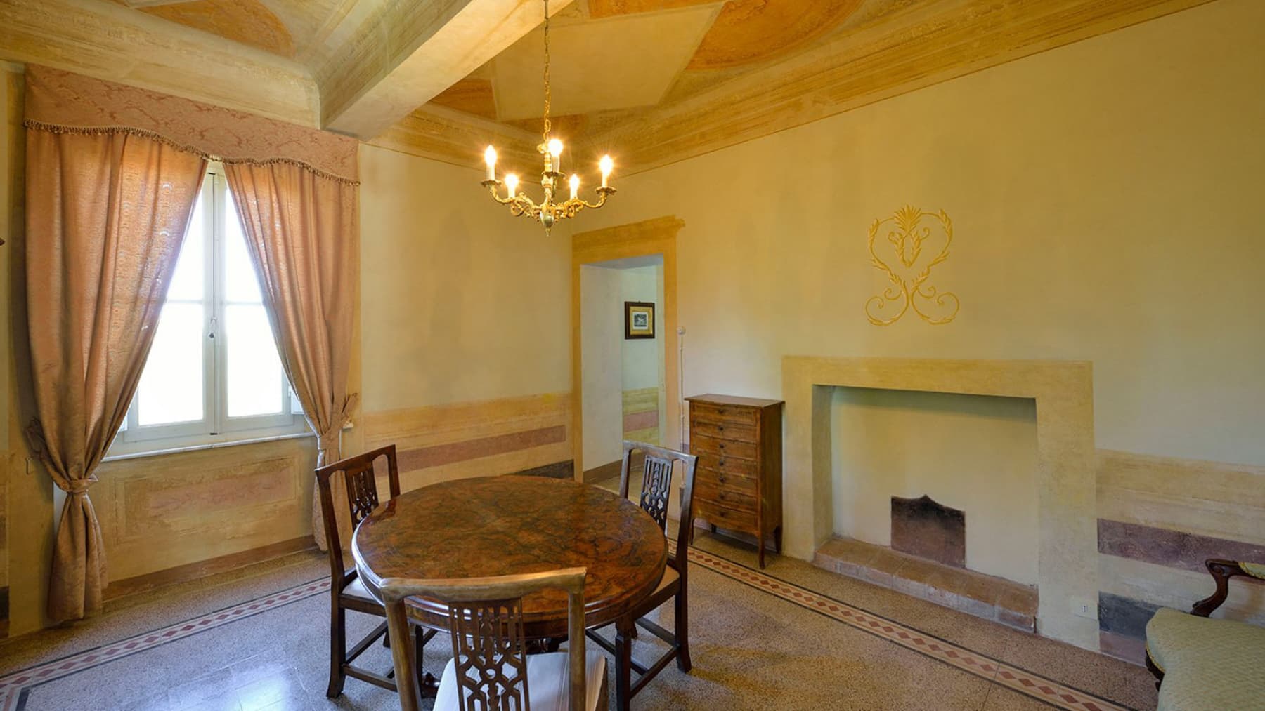 Villa in Montepulciano, Charming Tuscany Retreat