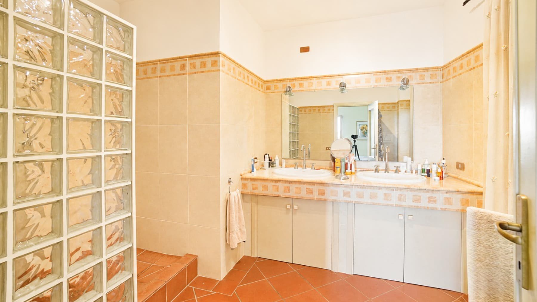 Charming Villa in Perugia, Umbria's Green Heart