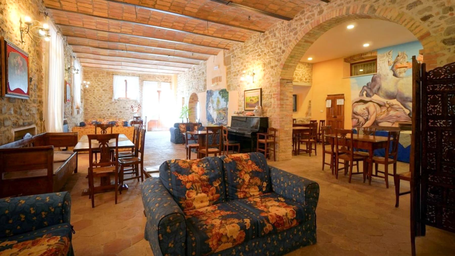 Azienda Agricola in Umbria con SPA e Piscina
