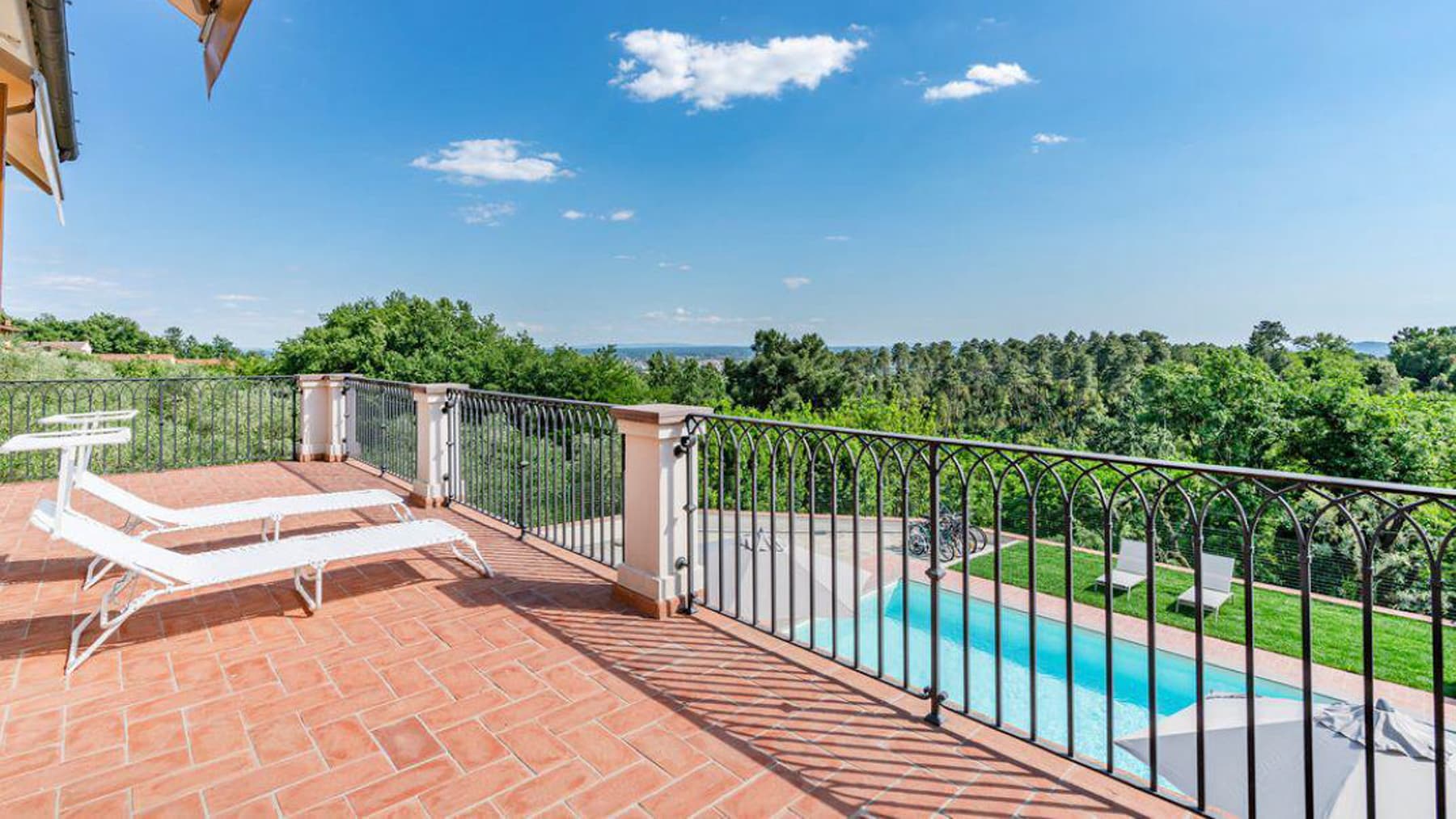 Villa panoramica con piscina a Lucca, Toscana