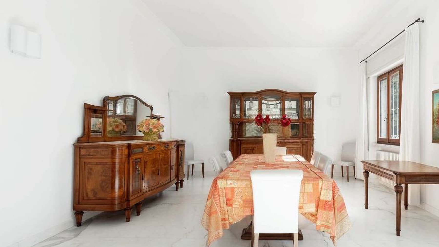 Elegant Villa in Forte dei Marmi, Tuscany