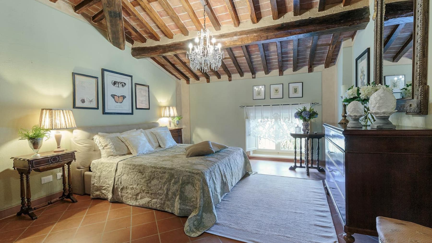 Villa storica con piscina sulle colline di Lucca