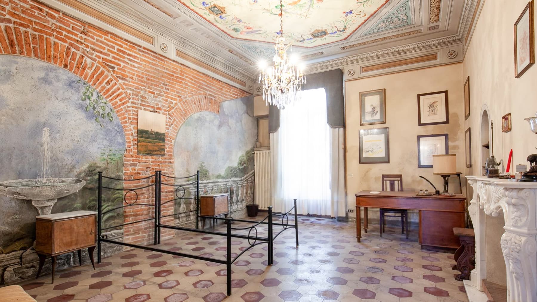 Proprietà a Lucca con splendido giardino e ampi spazi