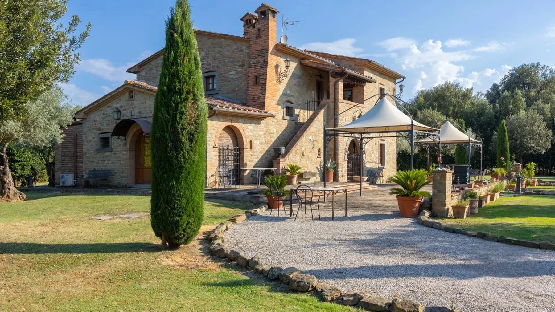 Rustic Country House in Cortona, Tuscany