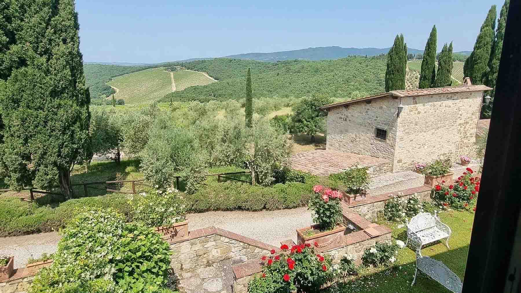 Casale panoramico nel cuore del Chianti, Toscana