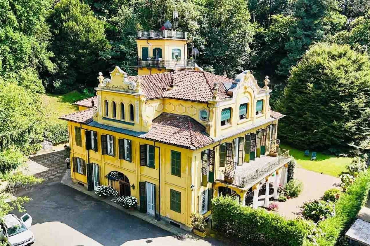 Villa storica a Torino, eleganza nel verde collinare