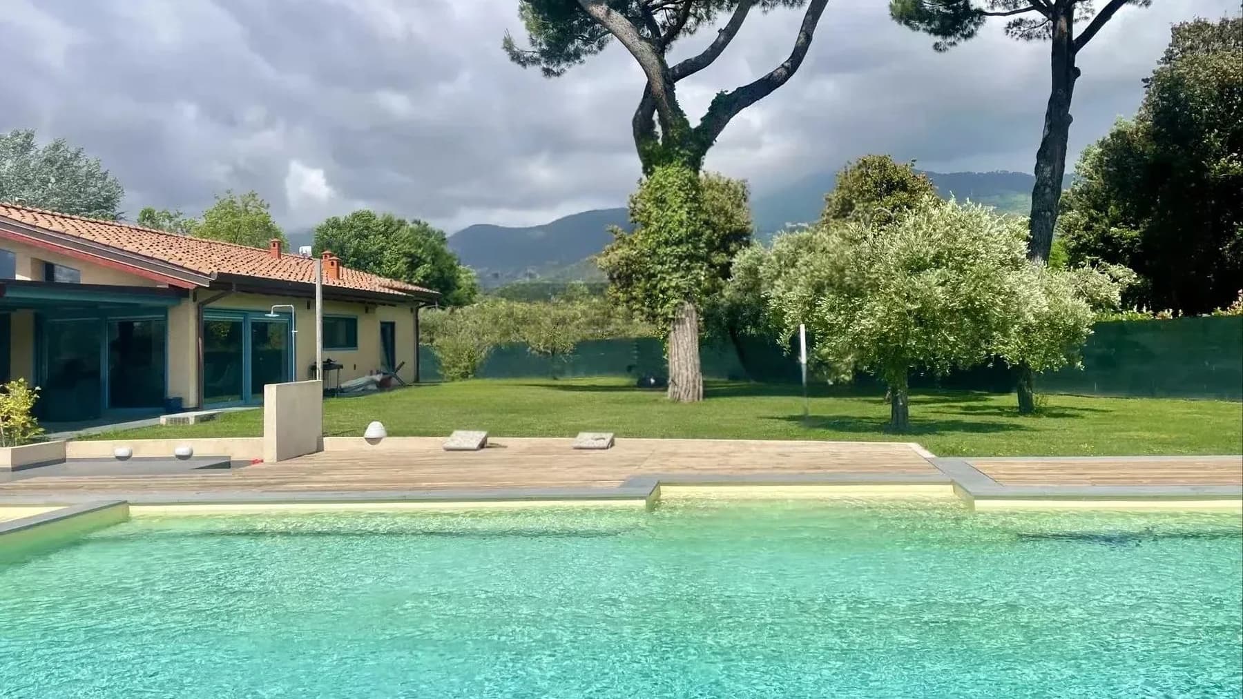 Villa esclusiva a Pietrasanta, Versilia con piscina