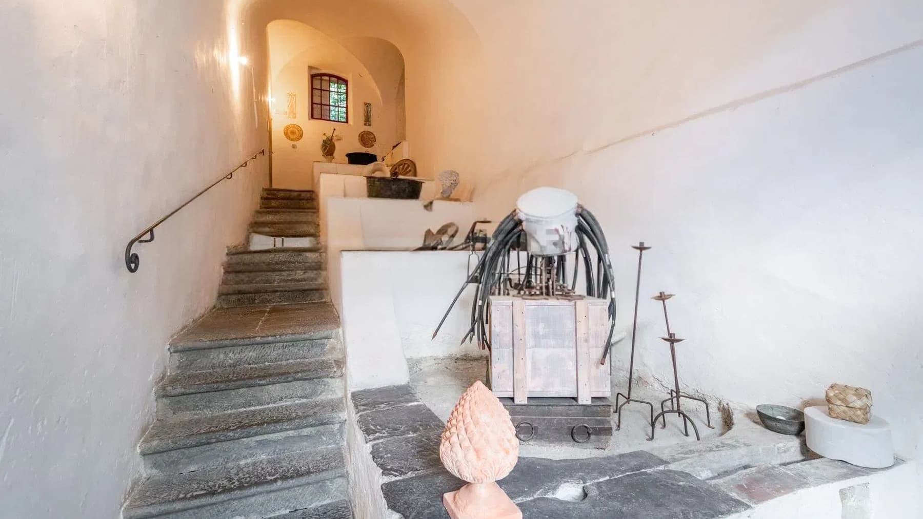 Casale storico a Casano ai piedi delle Alpi Apuane