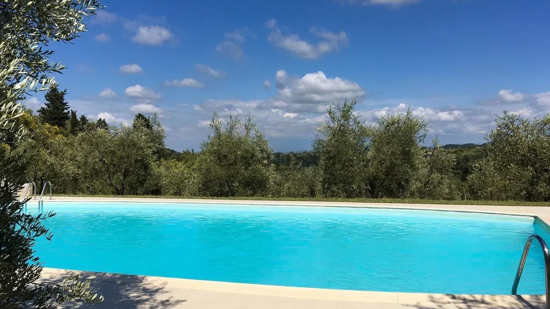 Villa con vista mozzafiato sulle colline di Toscana