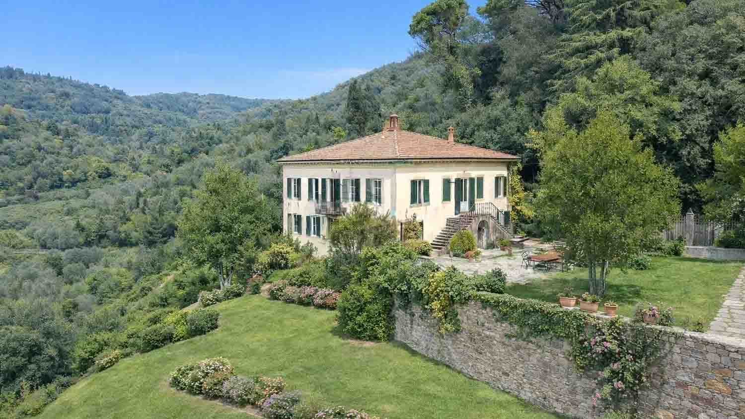 Villa storica panoramica sulle colline di Lucca