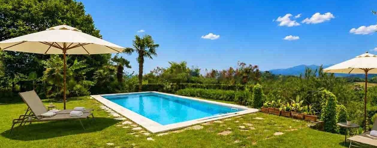 Villa con Vista Panoramica in Toscana, Lucca