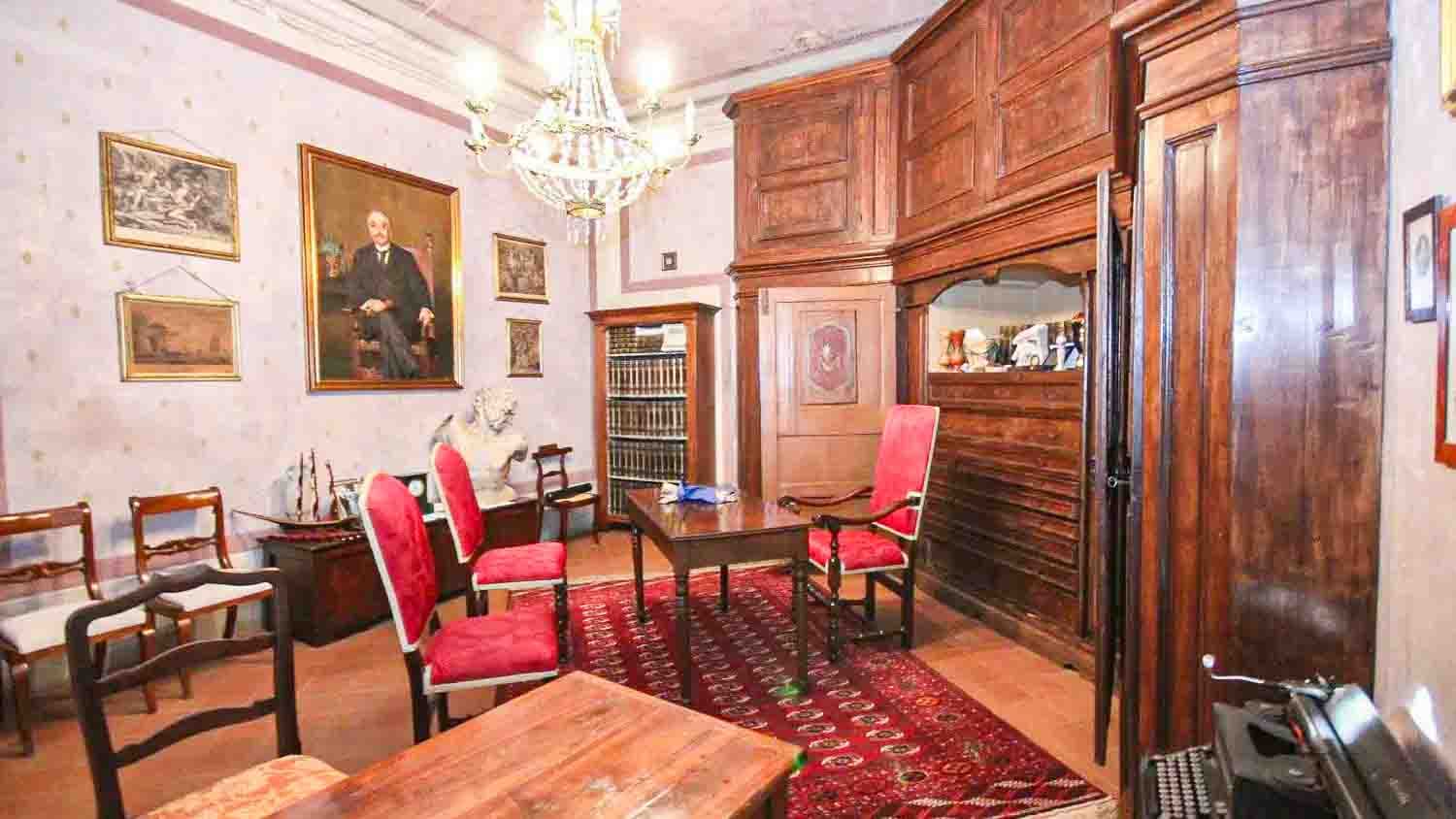 Villa storica a Capannori, nel cuore della Toscana