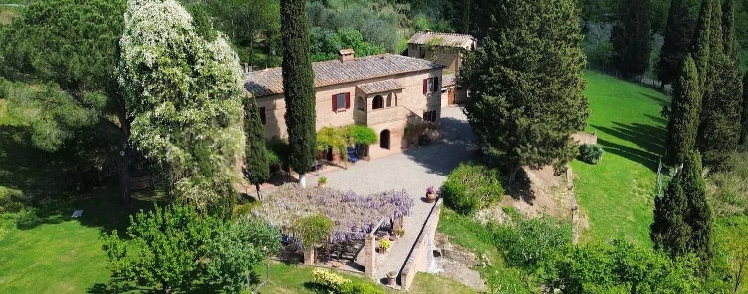 Villa elegante nelle Crete Senesi, Toscana