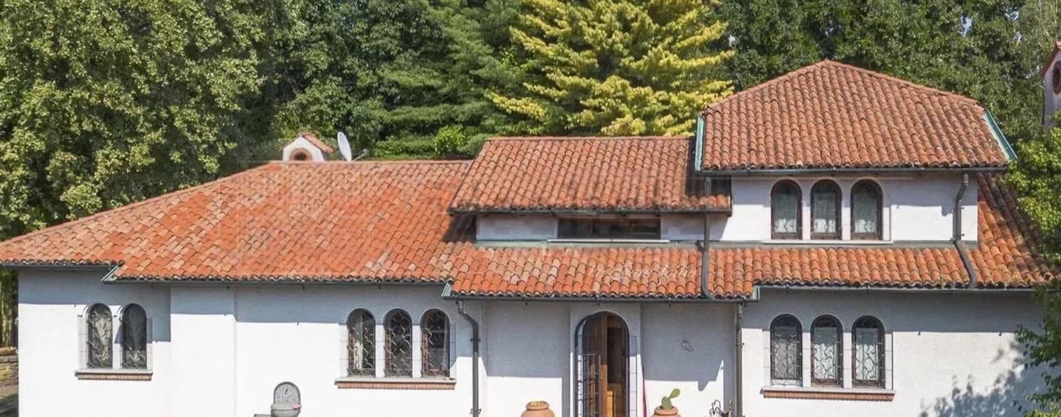 Charming Villa in Cadorago, Lombardy