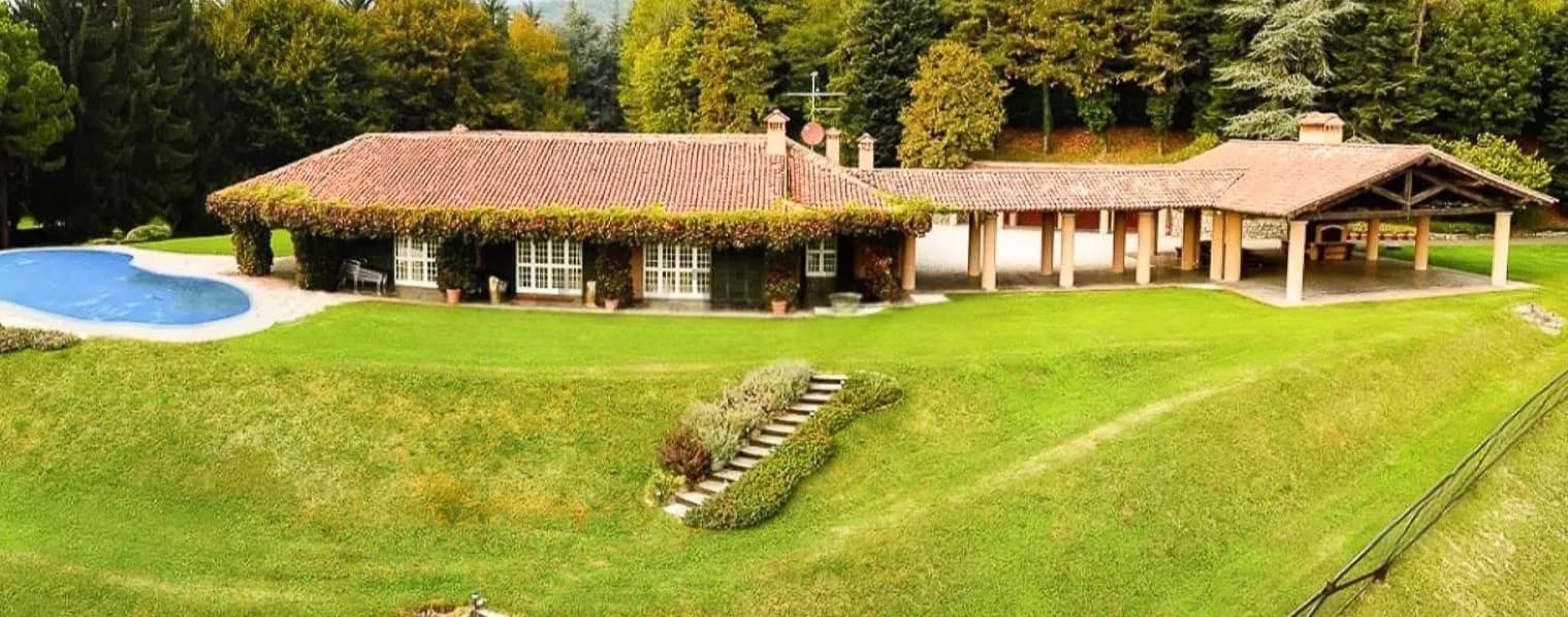 Charming Villa in Eupilio, Lombardy