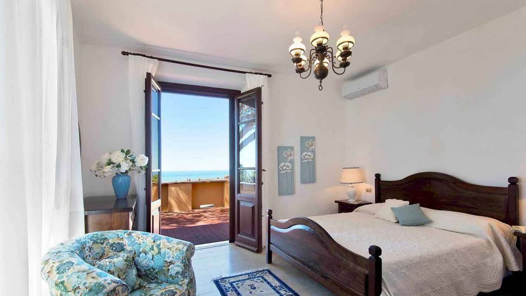 Villa esclusiva a Pedona con vista mare in Toscana