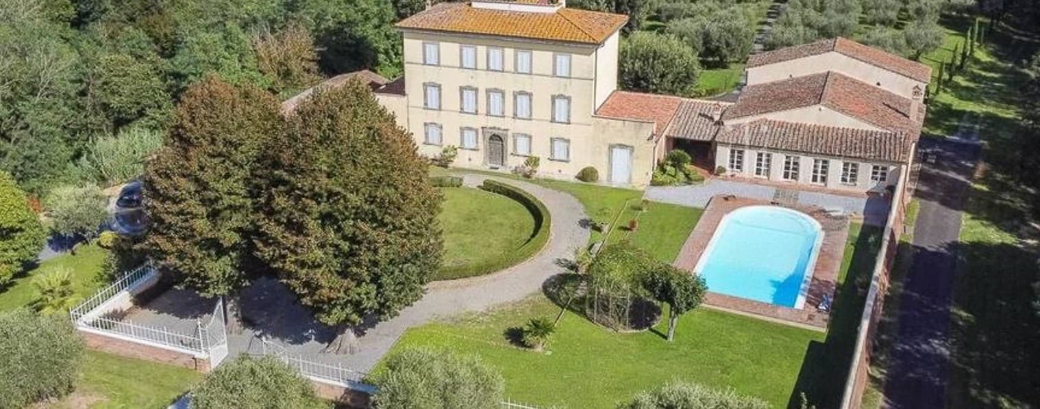 Villa storica con piscina a Collesalvetti, Toscana