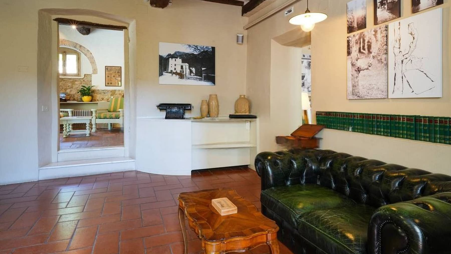 Villa storica a Camaiore, cuore della Versilia