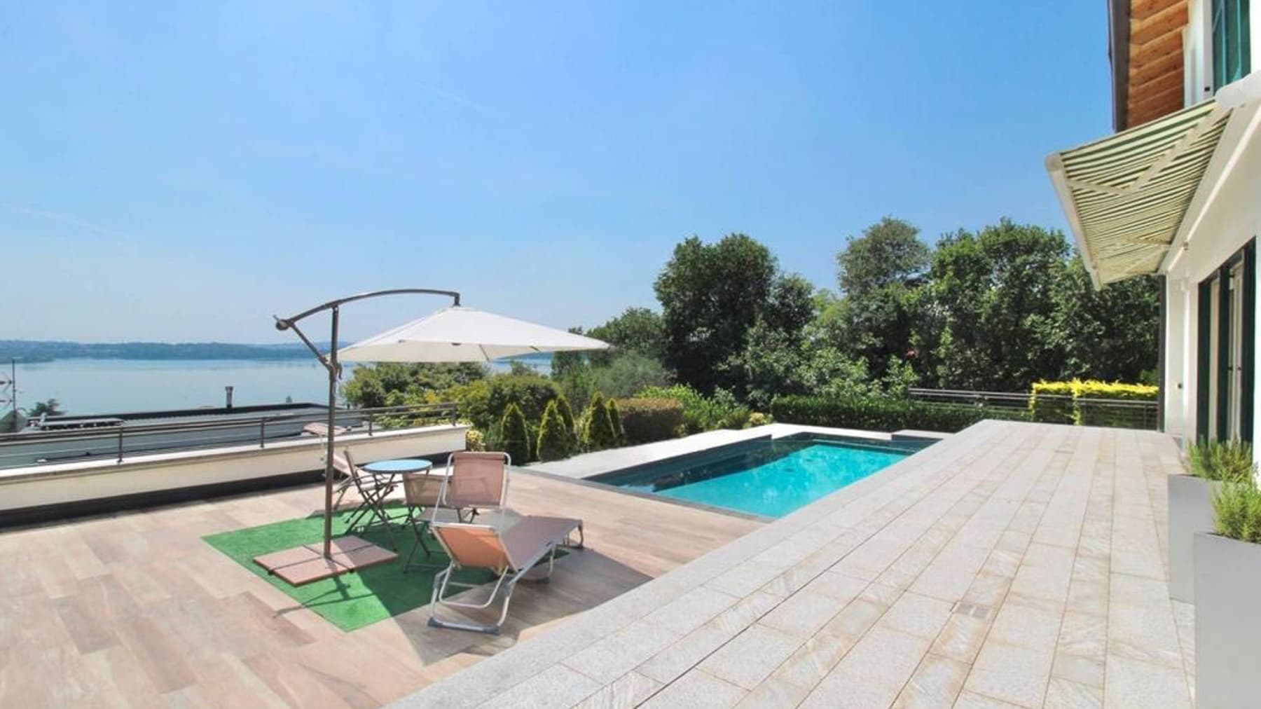 Charming Villa in Pusiano, Lombardy