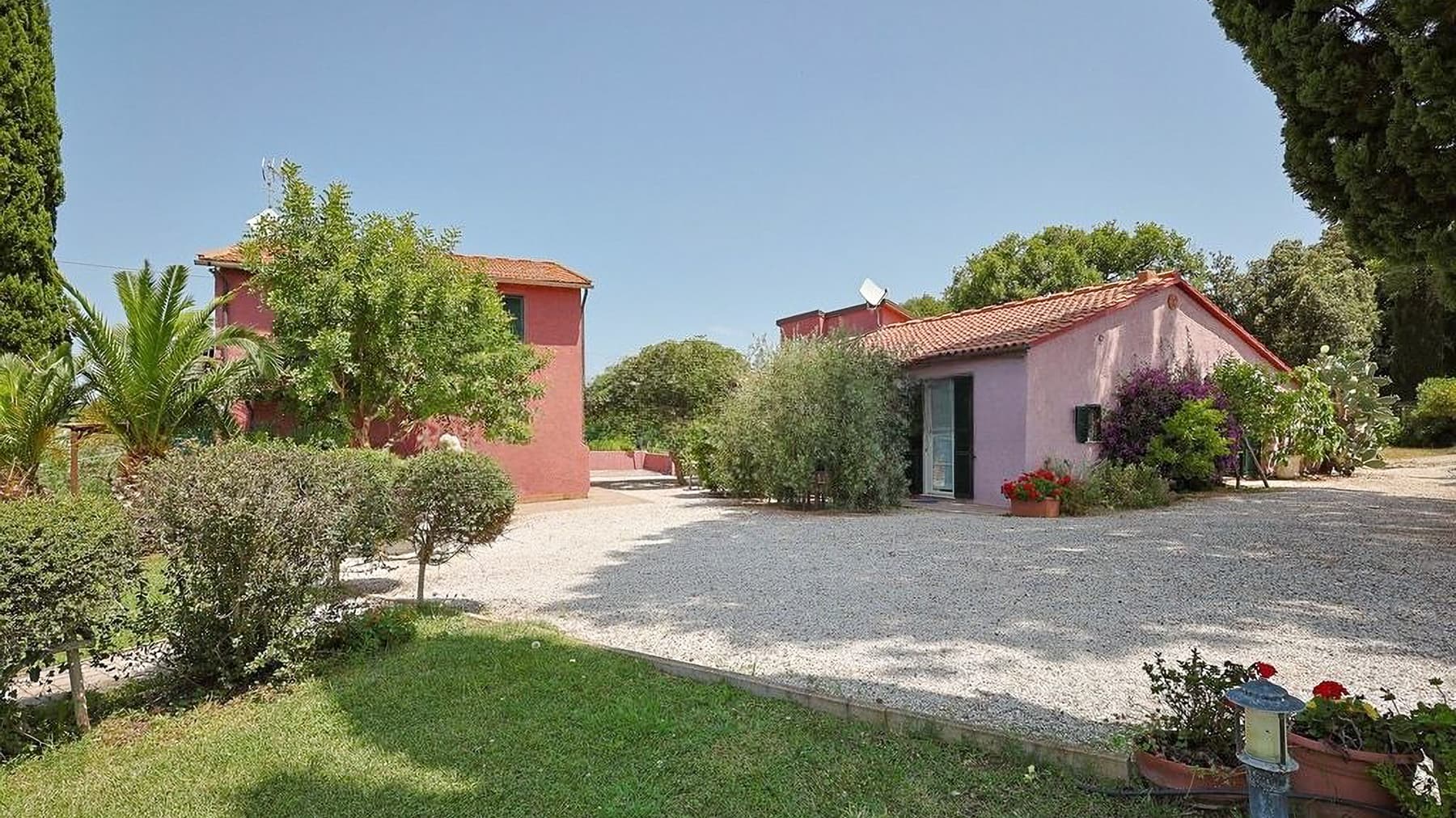 Rustic Country House in Bibbona, Tuscany