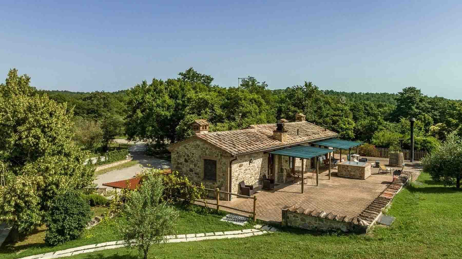 Charming Country House in Città della Pieve, Umbria