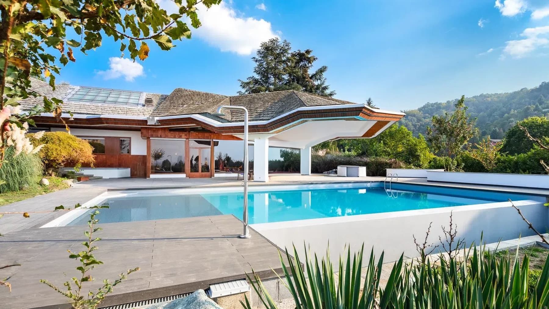 Villa con Piscina e Vista su Torino, Strada Val Salice