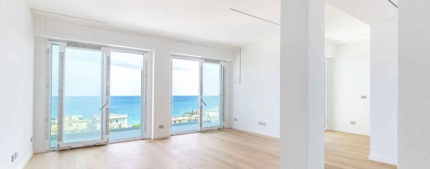 Appartamento con terrazzo vista mare ad Alassio