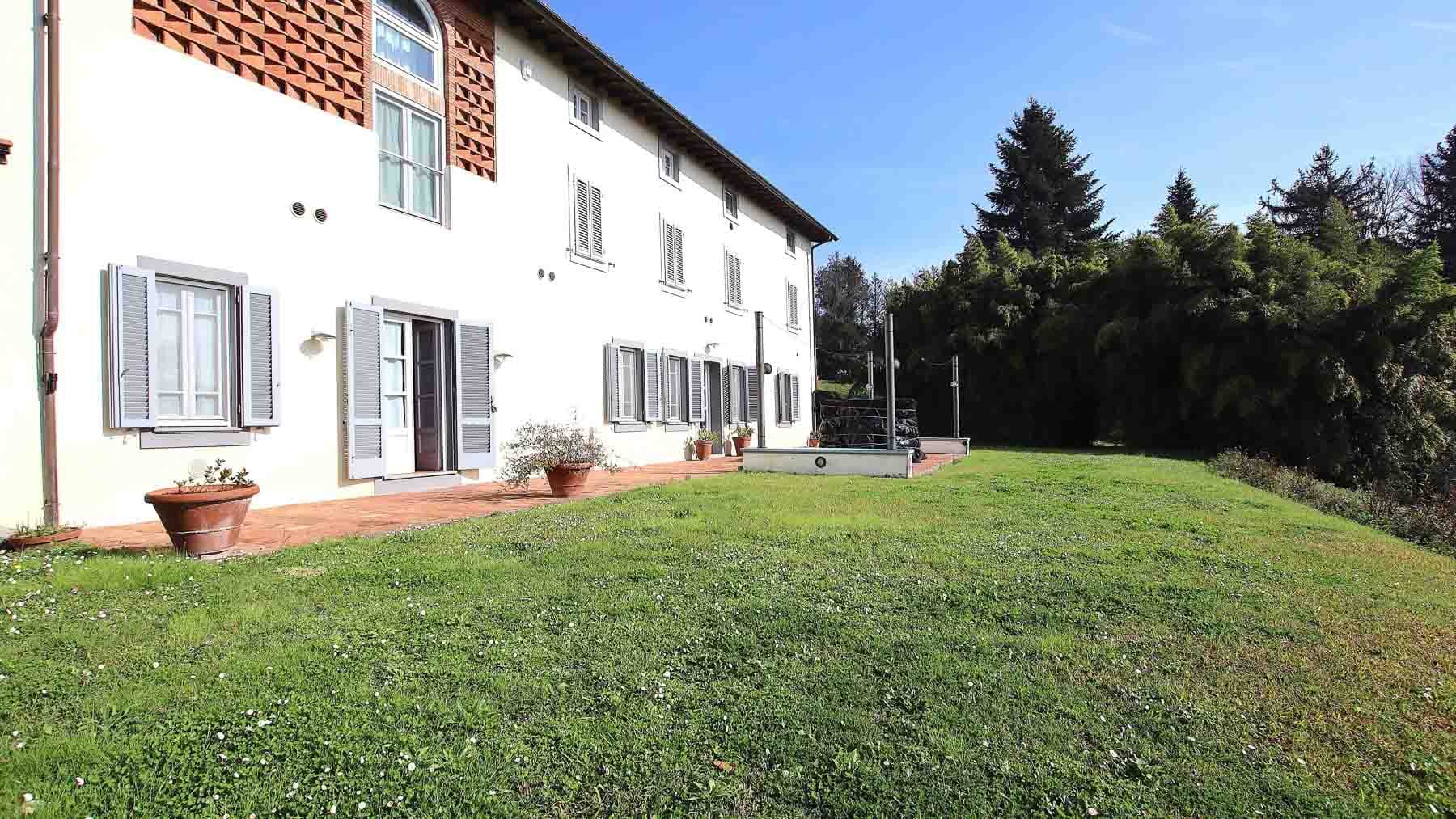 Charming Villa in Lucca, Tuscany