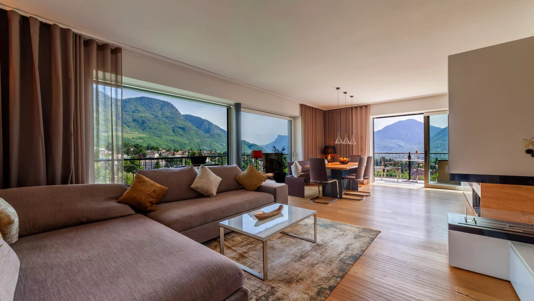 Exclusive residence with panoramic views over Merano