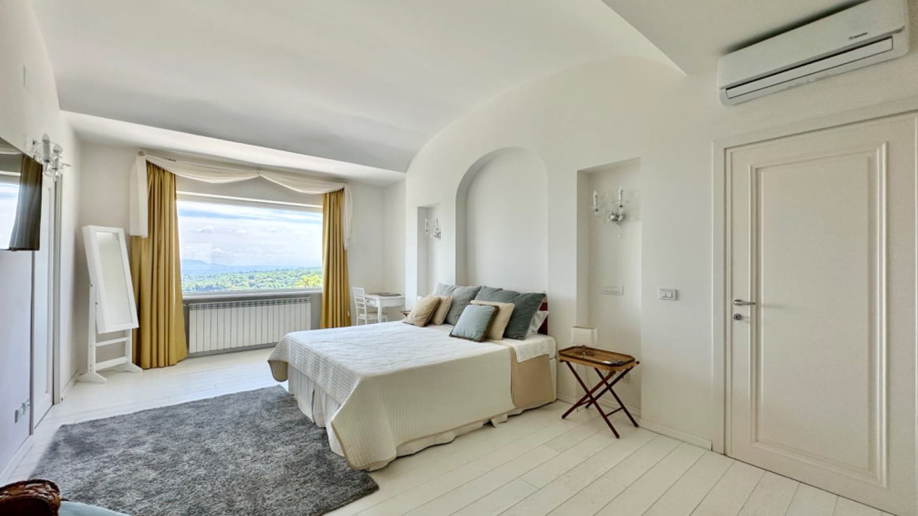 Villa con vista mozzafiato a Bassano Romano
