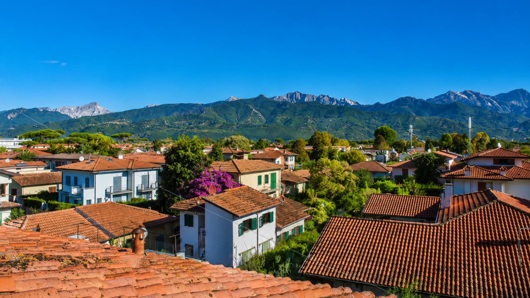 Charming Villa in Forte dei Marmi, Tuscany
