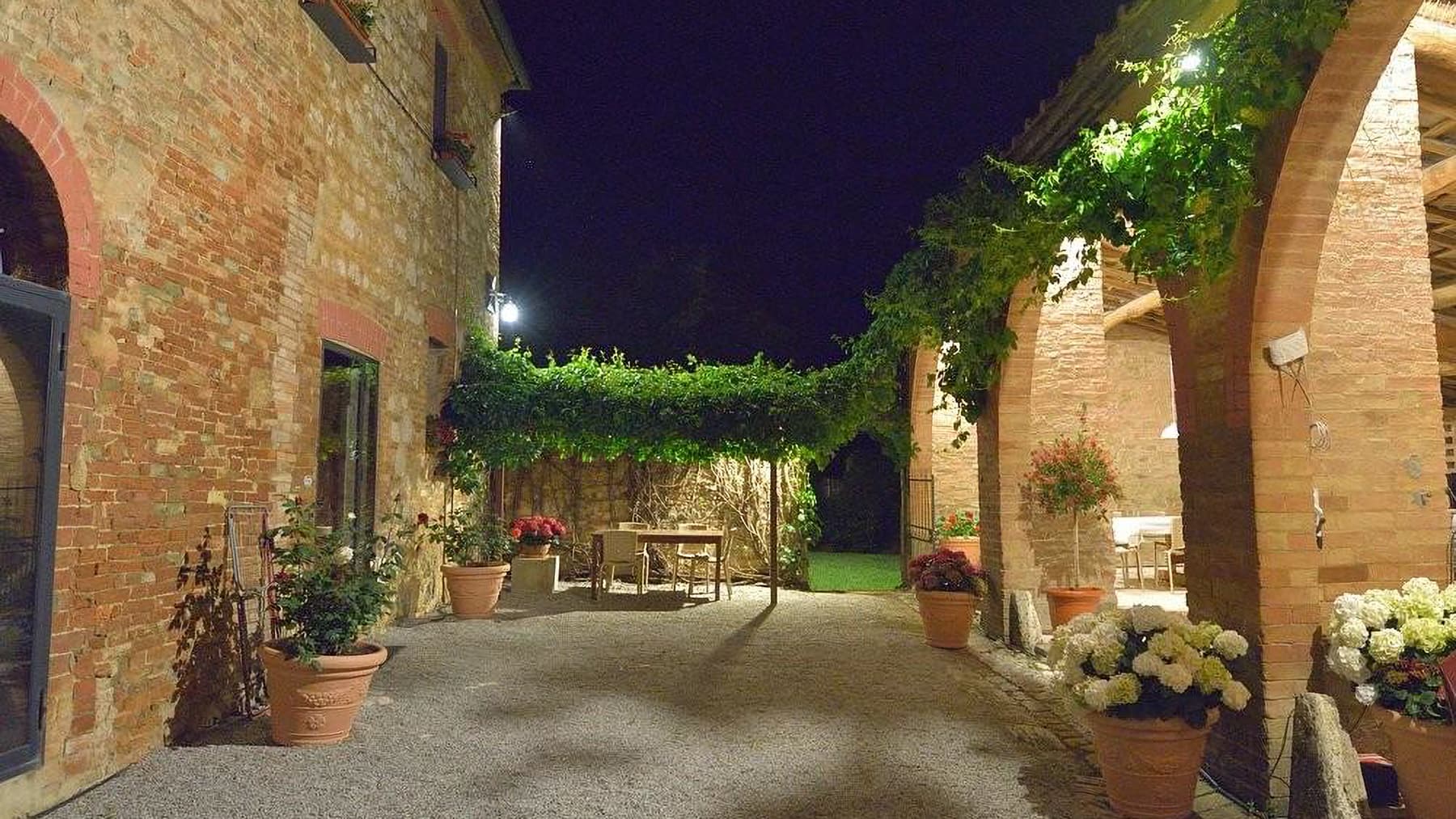 Charming Country House in Monteroni d'Arbia, Tuscany